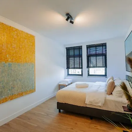 Brand new bright&luxurious villa in Amsterdam!-2