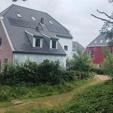 Luxury Home With Garden - 20 Bike Minutes To City Center-3