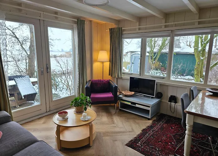 Lovely Holiday House In Durgerdam