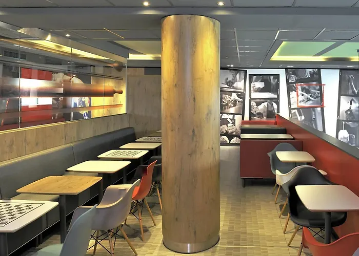 Cheap hotels Ibis Amsterdam City West